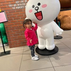 Meet your Posher, Ines